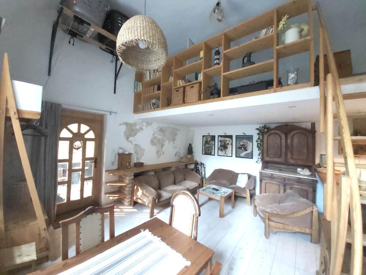 Apartament Unique, Homey With Free Parking In *